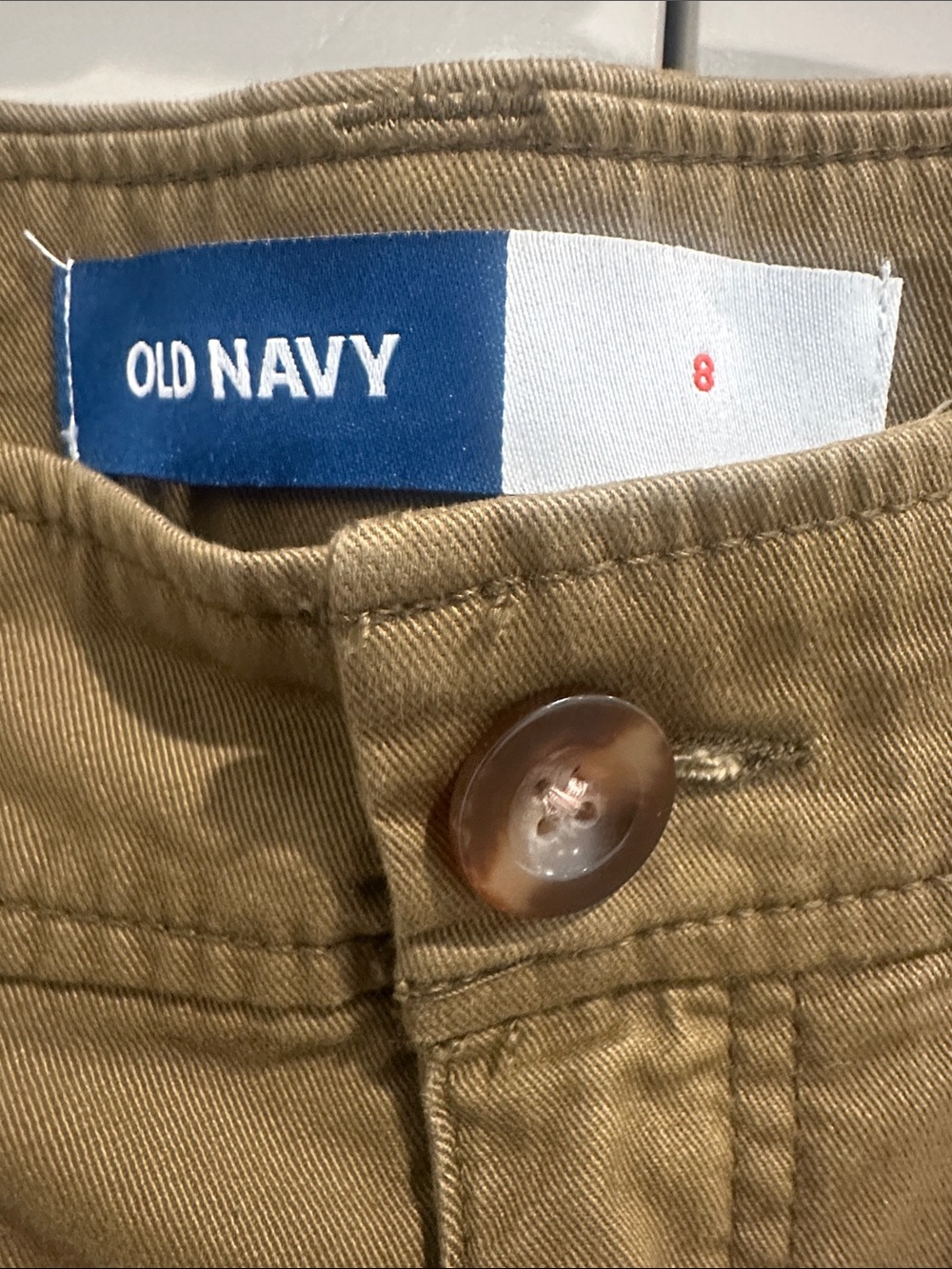 Old Navy Wide-Leg Utility Pants in Olive - Picture 4 of 8